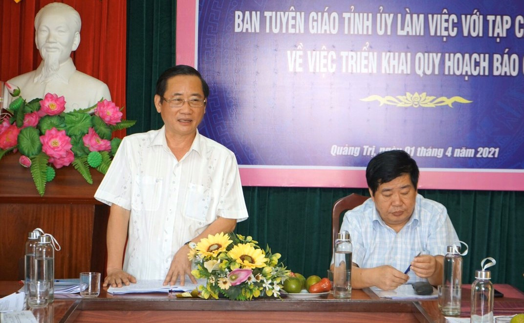 Đồng ch&iacute; Hồ Đại Nam, UVBTVTU, Trưởng Ban Tuy&ecirc;n gi&aacute;o Tỉnh ủy kết luận buổi l&agrave;m việc